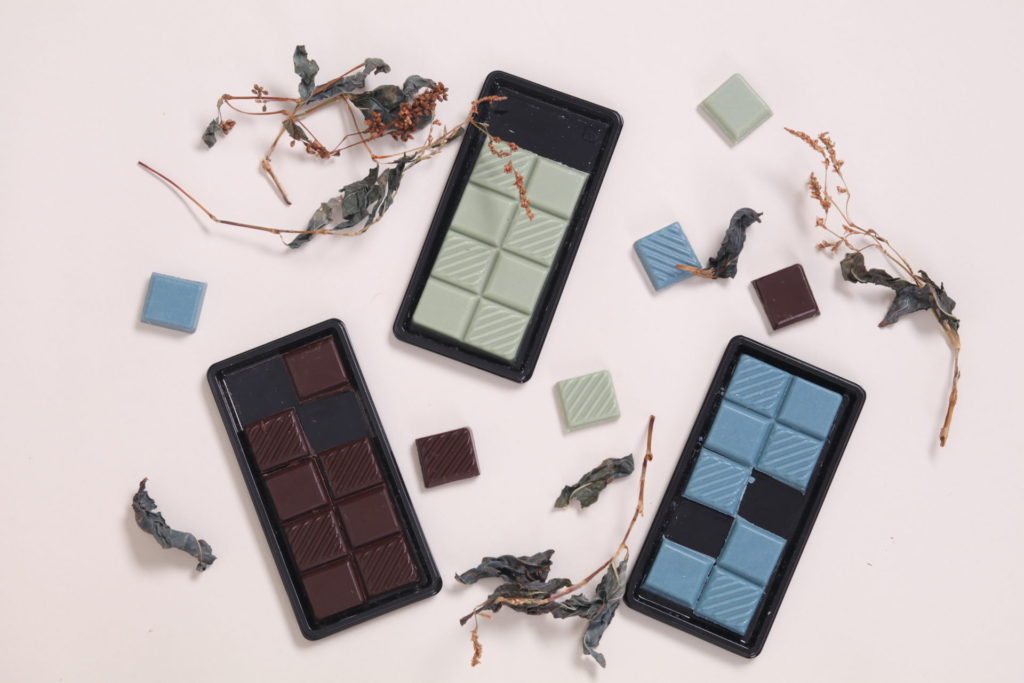 【JAPAN BLUE GARDEN】藍で驚きと感動をJAPAN BLUE GARDENより ヒトとつなぐ「AI MEETS CHOCOLATE」発売開始！ －2021年12月10日（金）から一斉販売－